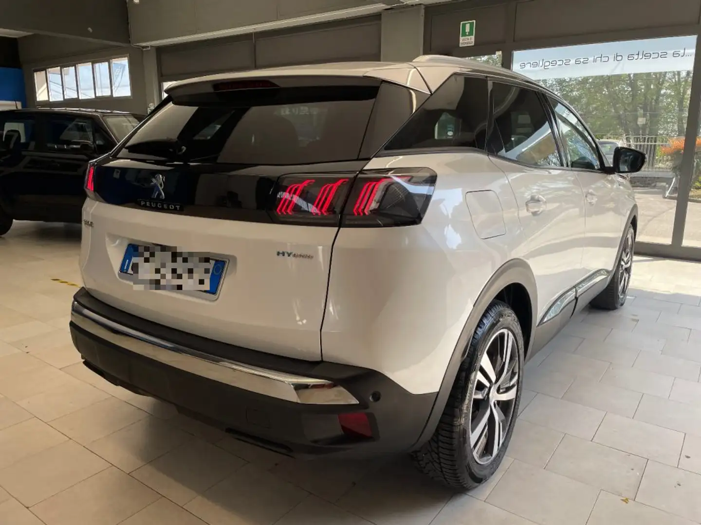 Peugeot 3008 Hybrid PHEV 225 e-EAT8 Allure Pack promo Bianco - 2