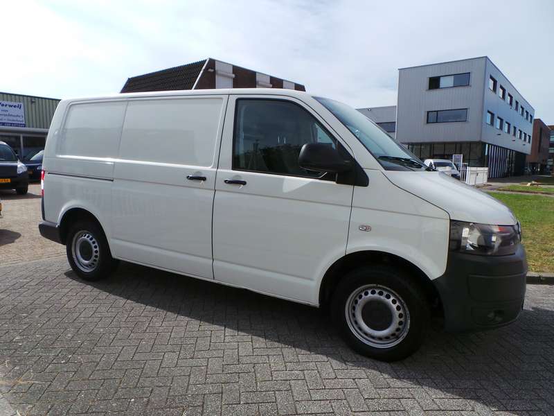 Volkswagen T5 Transporter 2.0 TDI L1H1 Airco Klep-ruit, NAP