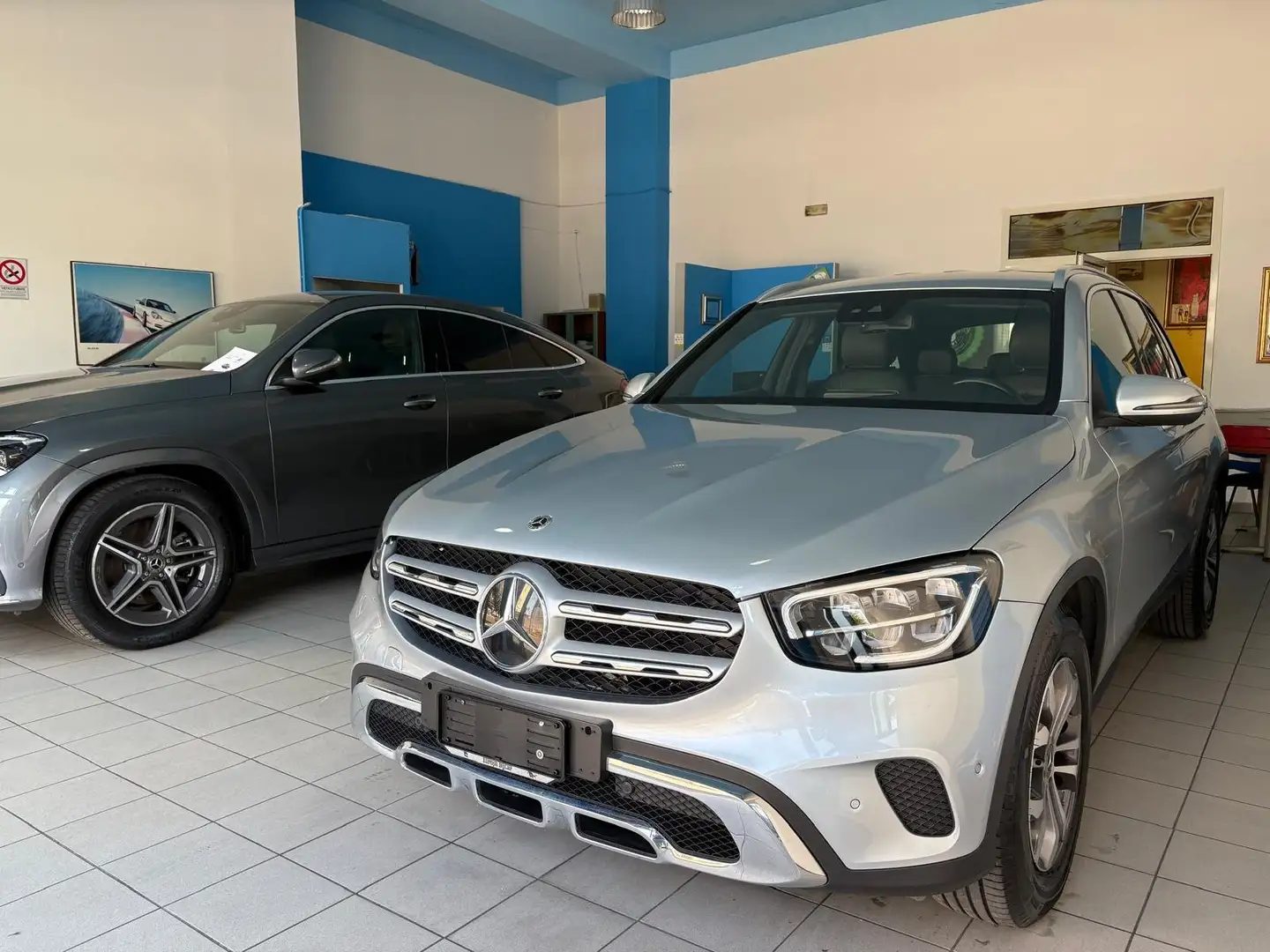 Mercedes-Benz GLC 220 GLC 220 d Executive 4matic auto Argento - 2