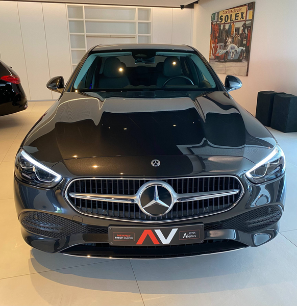 Mercedes-Benz C 300 e 9G Plug-in AVANTGARDE & NIGHT Luchtvering/Dodehoek/MBUX-Premium/Ambiente/Trekhaak — photo 2