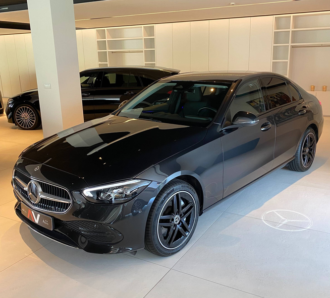 Mercedes-Benz C 300 e 9G Plug-in AVANTGARDE & NIGHT Luchtvering/Dodehoek/MBUX-Premium/Ambiente/Trekhaak — photo 5