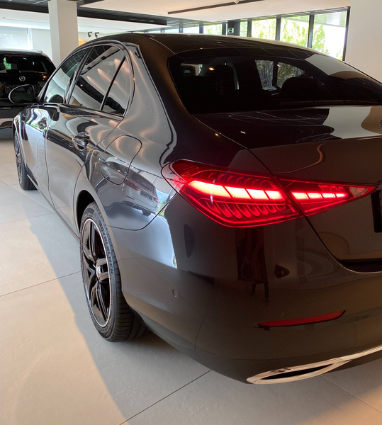 Mercedes-Benz C 300 e 9G Plug-in AVANTGARDE & NIGHT Luchtvering/Dodehoek/MBUX-Premium/Ambiente/Trekhaak — photo 13