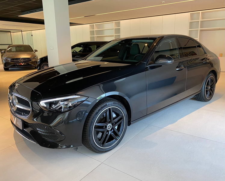 Mercedes-Benz C 300 e 9G Plug-in AVANTGARDE & NIGHT Luchtvering/Dodehoek/MBUX-Premium/Ambiente/Trekhaak — photo 3