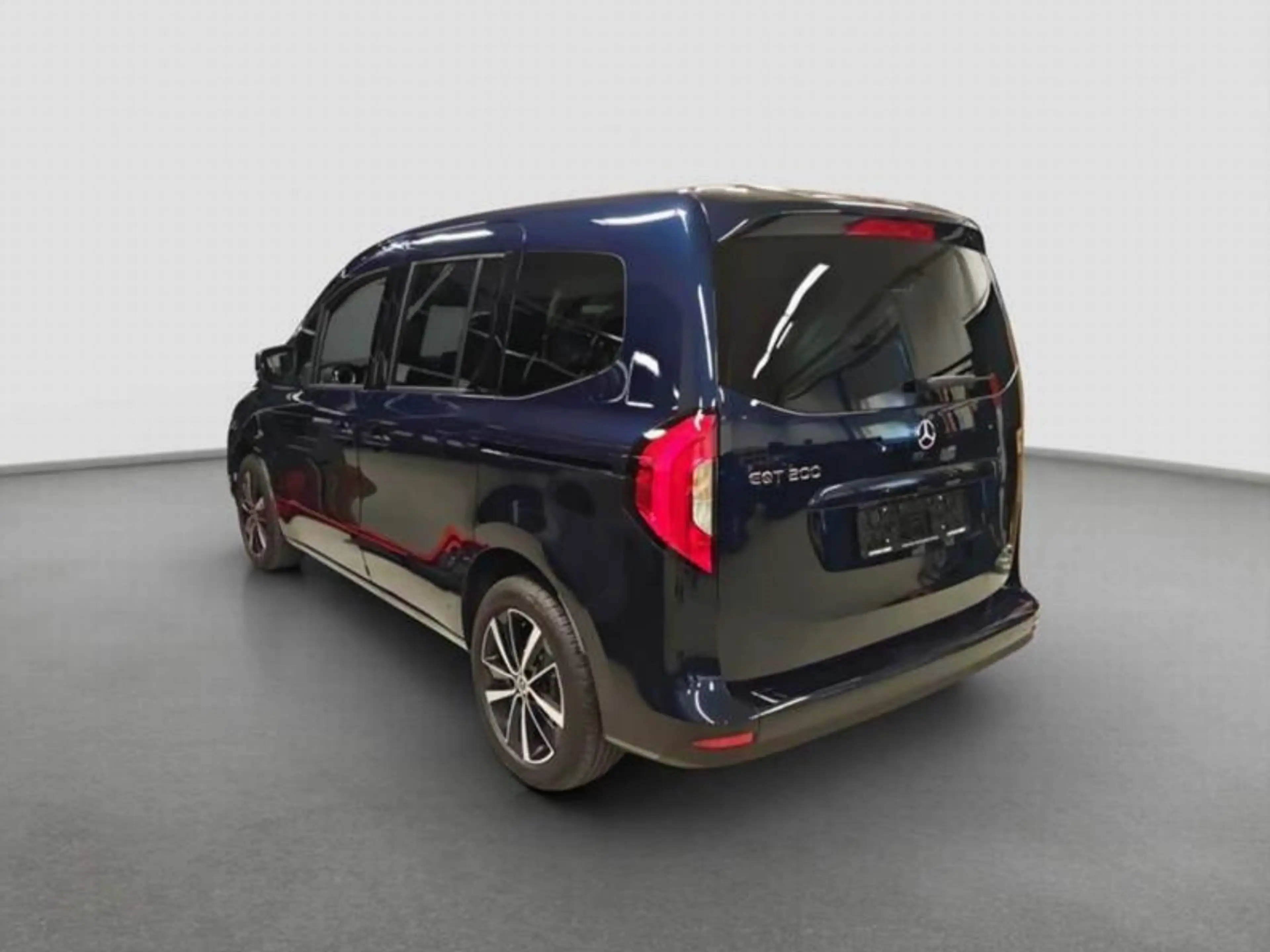 Mercedes-Benz EQT 200 Style Navi/WinterPkt LED Kamra MBUX KeyGo — photo 3