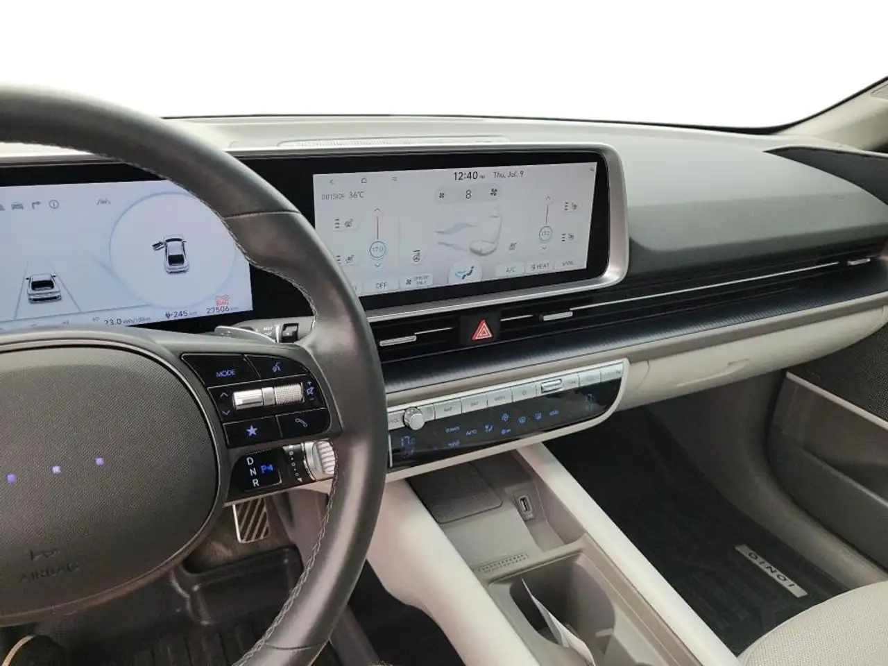 Hyundai IONIQ 6 photo Hyundai IONIQ 6