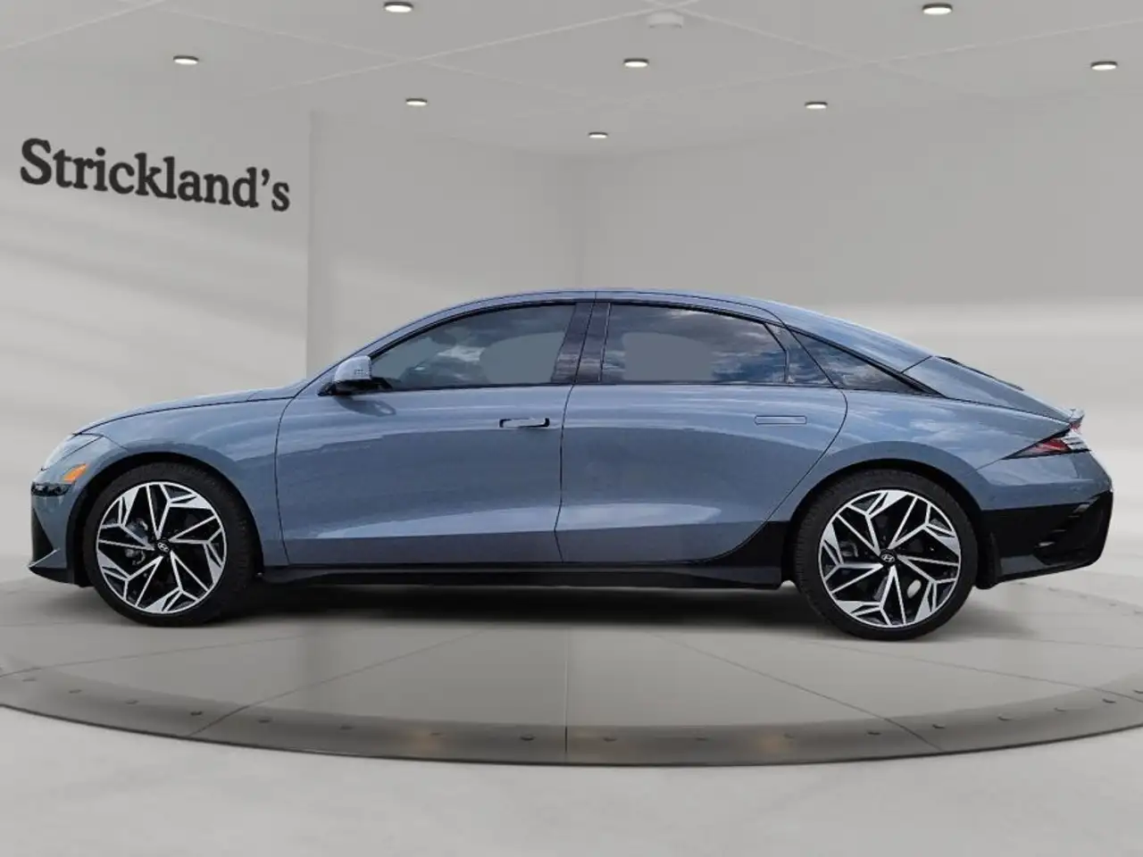 Hyundai IONIQ 6 photo Hyundai IONIQ 6