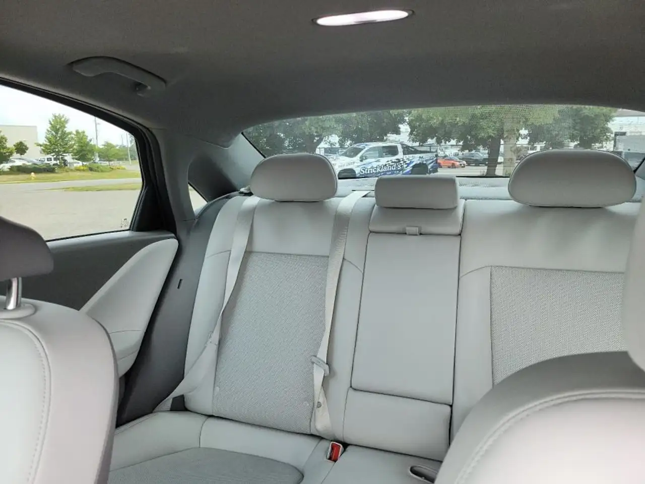 Hyundai IONIQ 6 photo Hyundai IONIQ 6