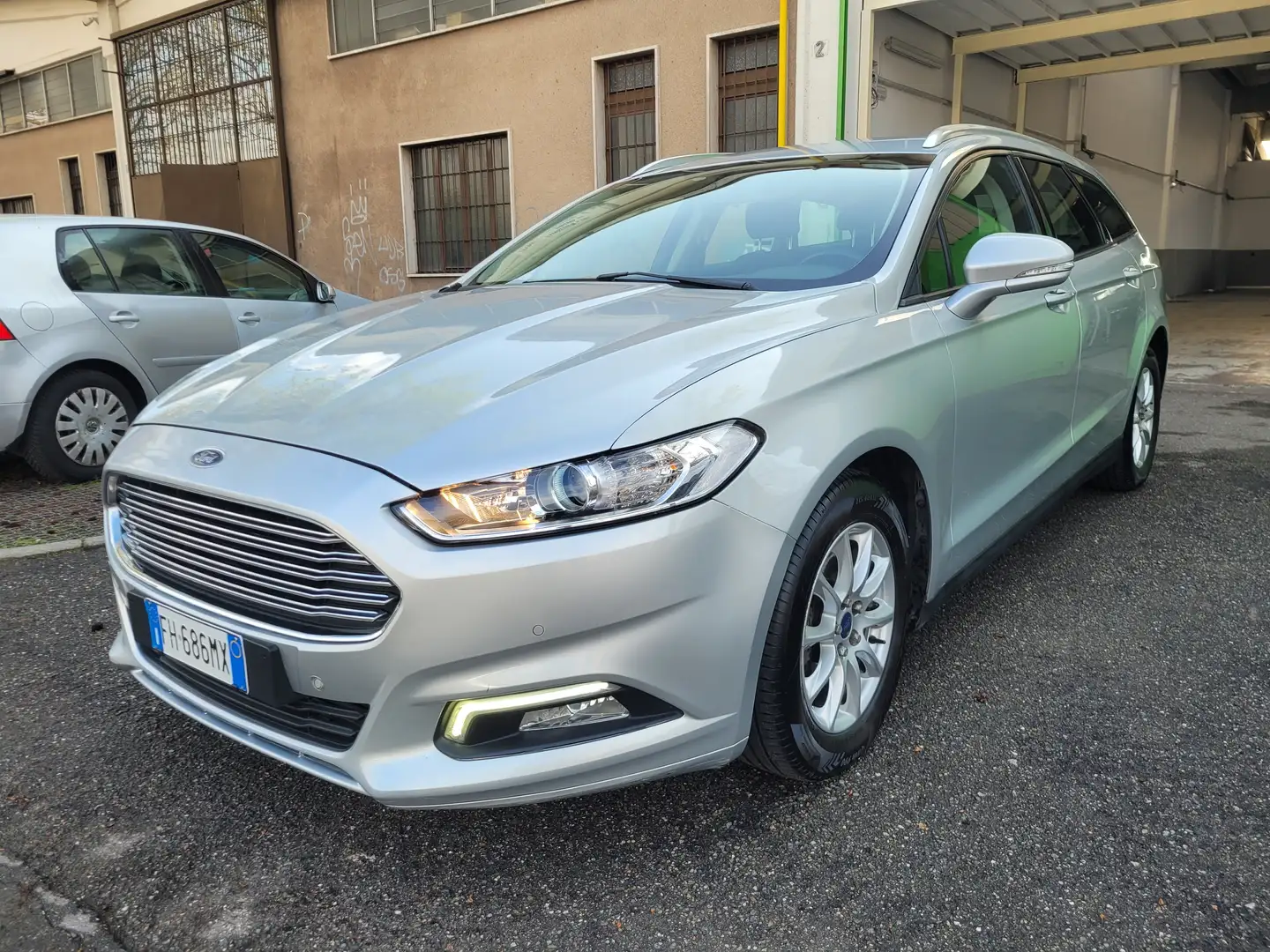 Ford Mondeo Mondeo SW 2.0 tdci ST-Line Business s Grigio - 1