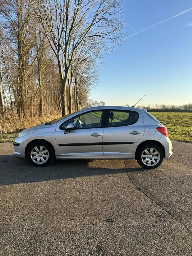 Peugeot 207 1.4 VTi Cool 'n Blue Grijs - 2