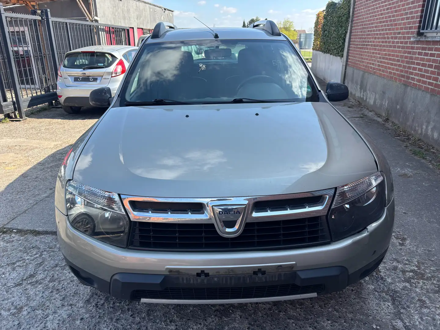 Dacia Duster 1.5 dCi 4x2 Gri - 1