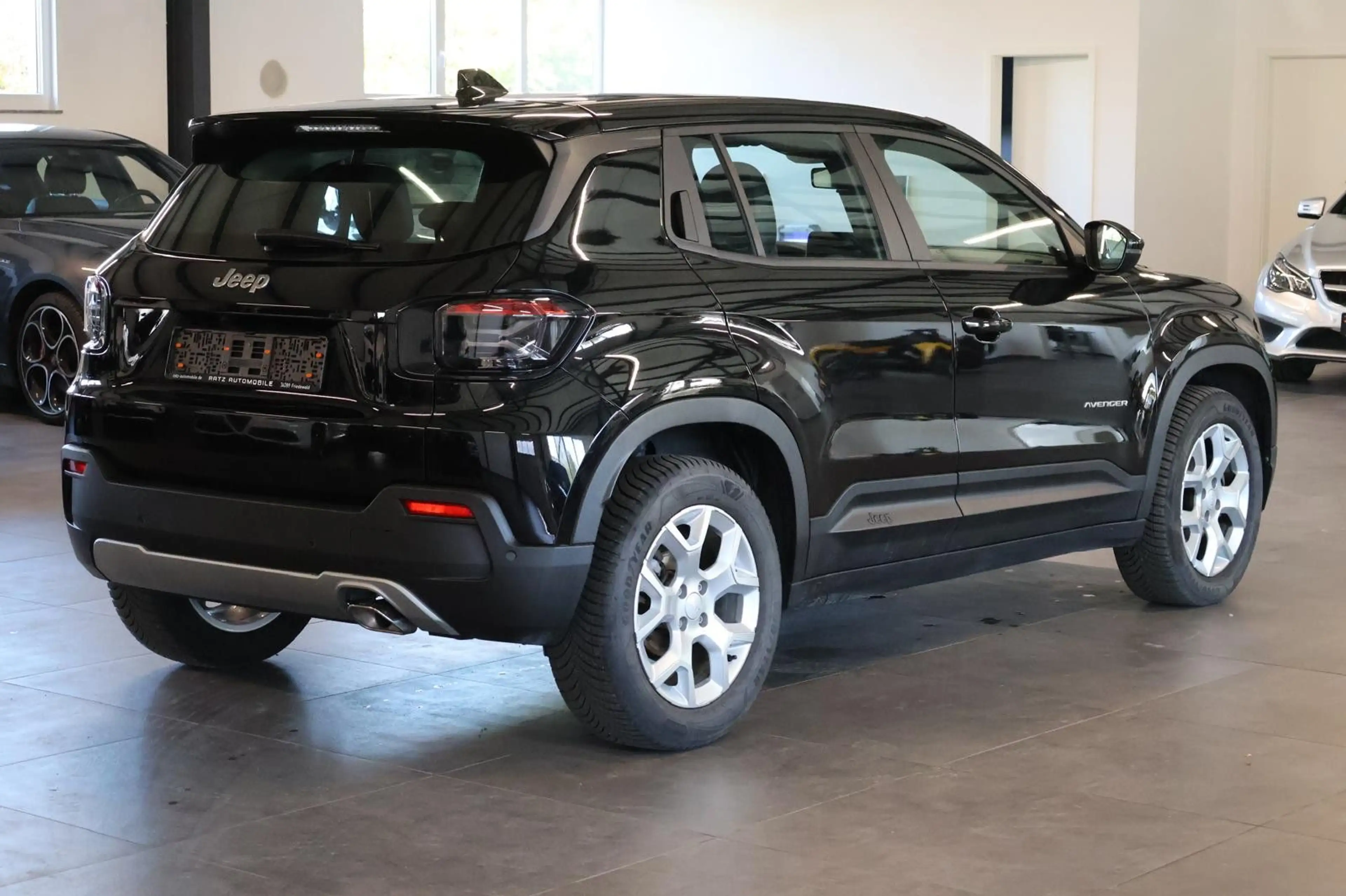Jeep Avenger Altitude LED+KAM+WINTER+NAVI+ACC+CARPLAY — photo 5