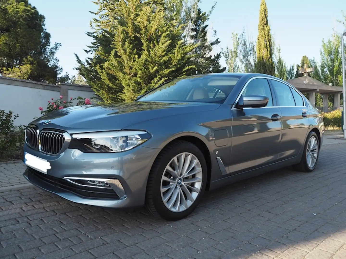 BMW 530 530e iPerformance Grau - 2