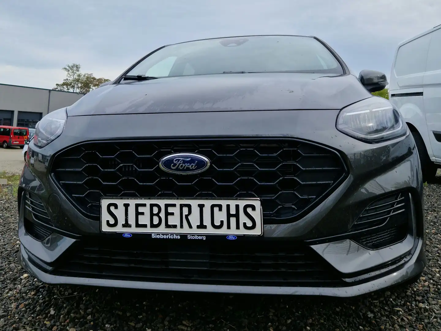 Ford Fiesta ST-Line Grau - 1