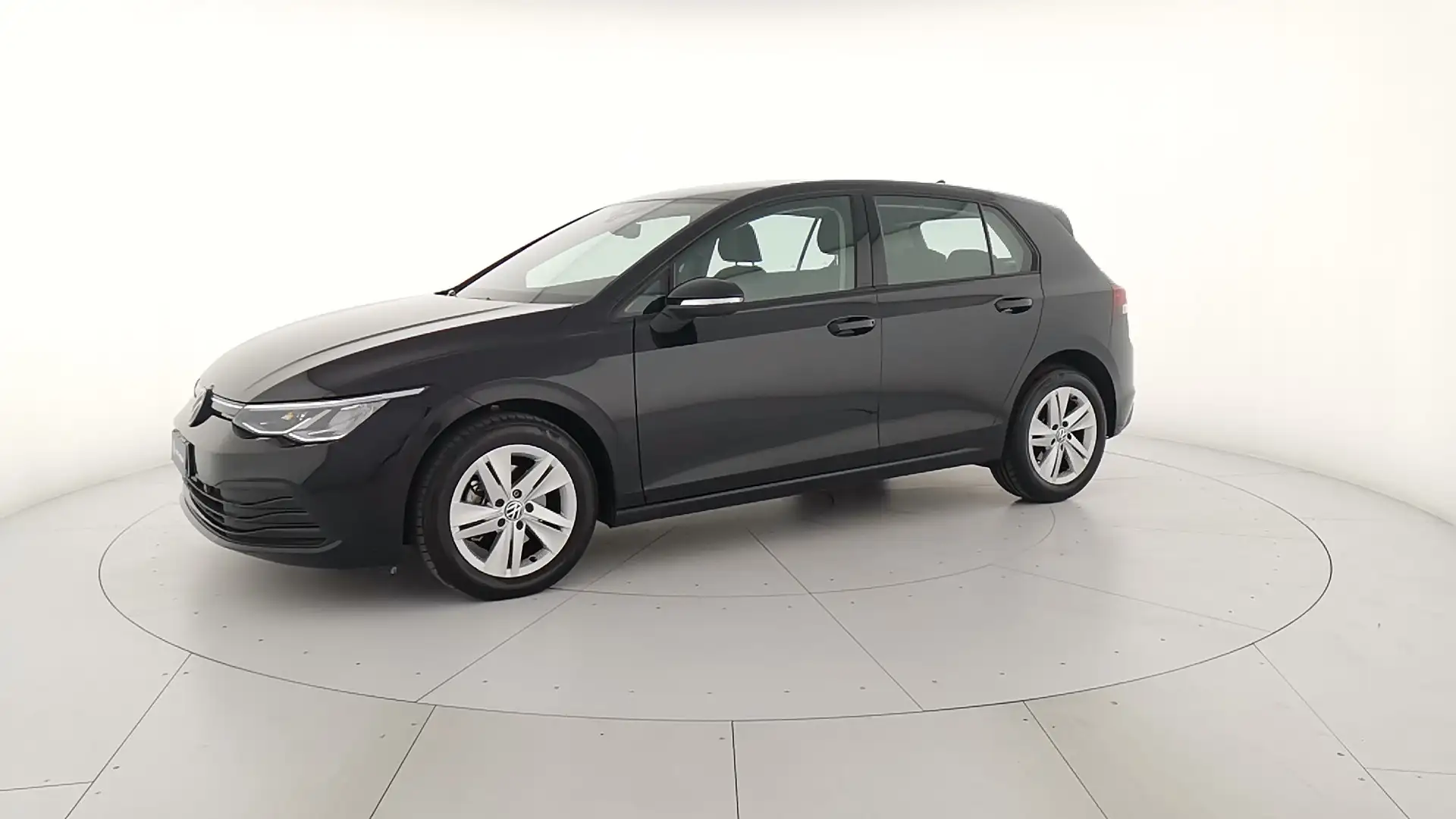 Volkswagen Golf VIII 2020 - Golf 2.0 tdi Life 115cv dsg Schwarz - 2