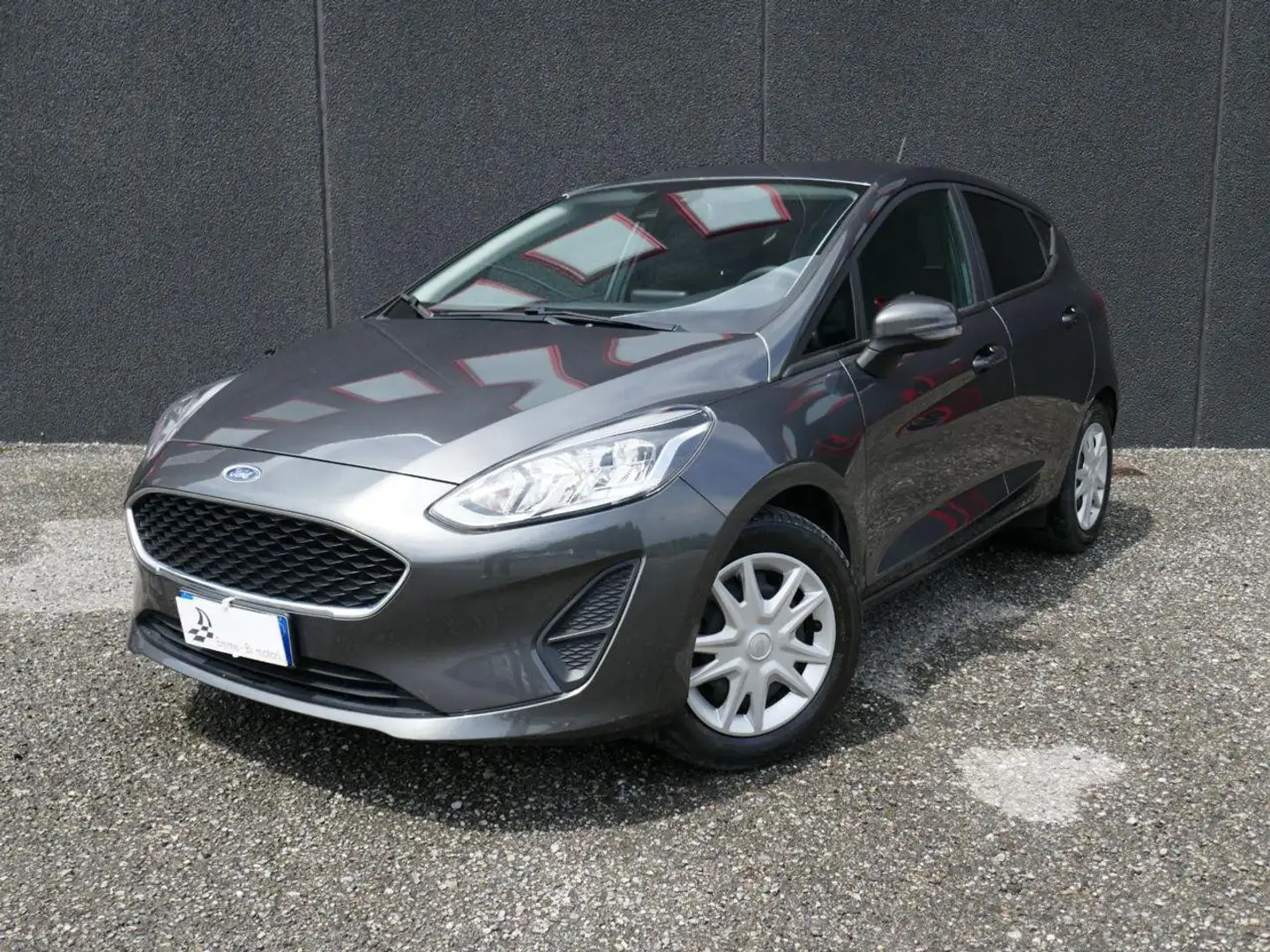 Ford Fiesta 1.0 Ecoboost Hybrid 125 CV 5 porte Connect Grigio - 1