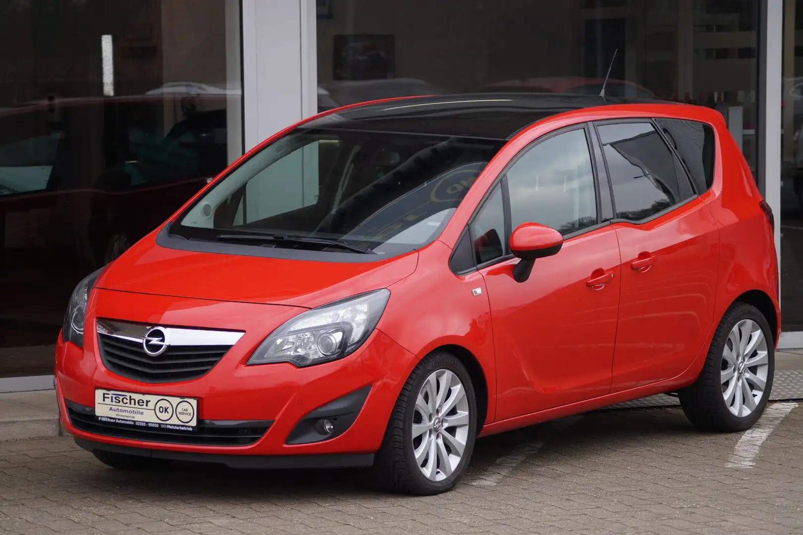 Opel Meriva B Design Edition Rot - 1