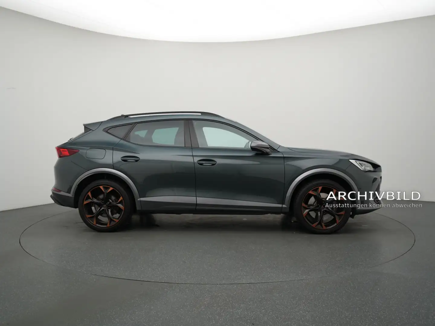 CUPRA Formentor VZ MEMORY DCC KAM CARPLAY LED SHZ PDC Schwarz - 2