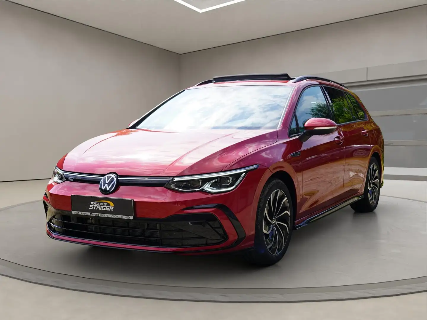 Volkswagen Golf Variant 1.5 TSI R Line+Matrix-LED+ACC+Pano+ Czerwony - 1
