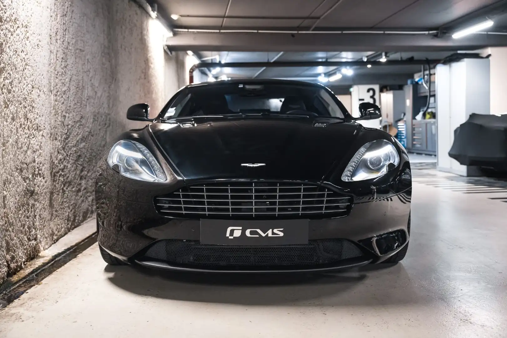 Aston Martin Virage V12 6.0 500 Schwarz - 2