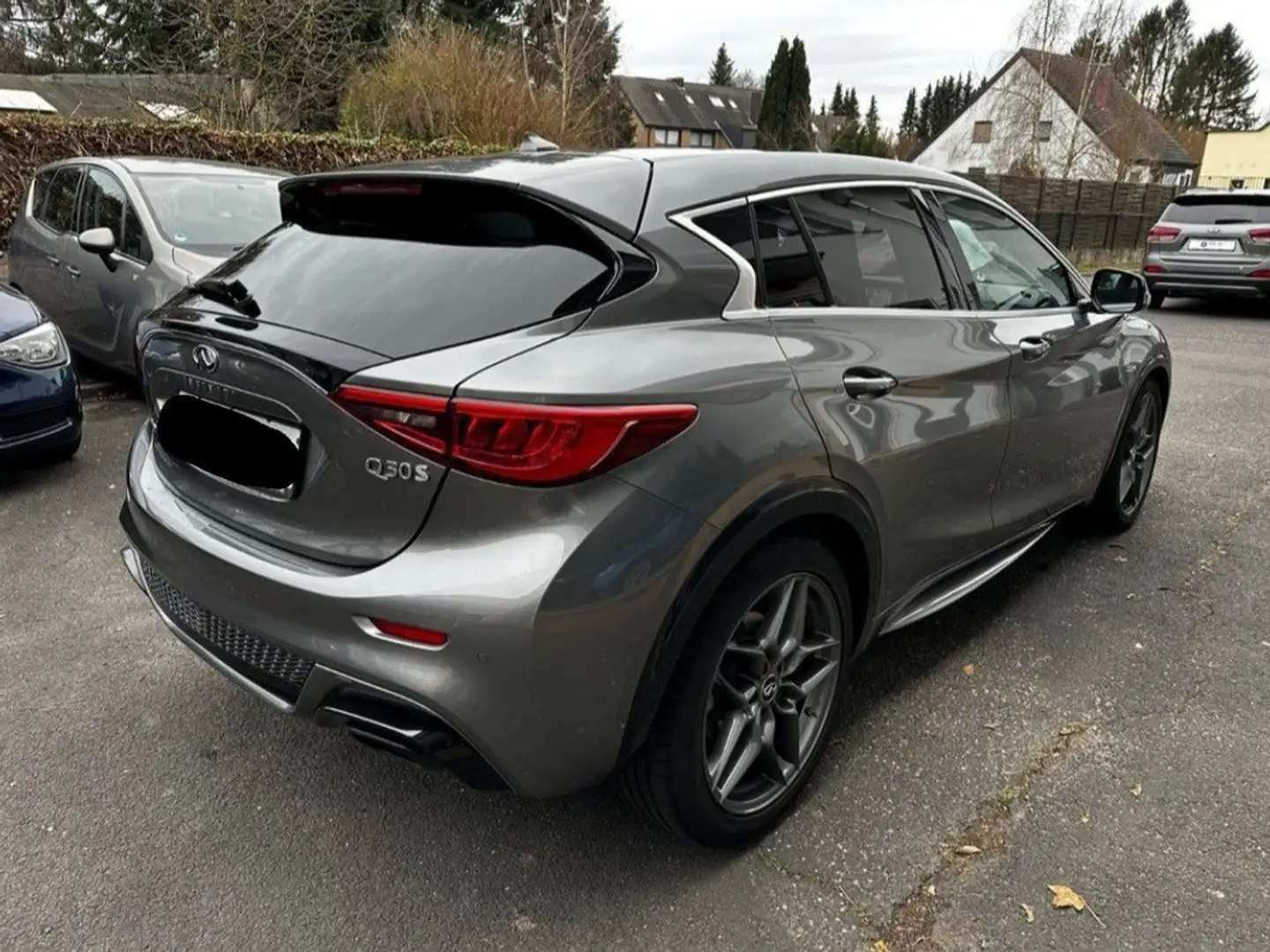 Infiniti Q30 Q30S 2.2d  AWD 4x4 Black Edition Tausche auch Grey - 1
