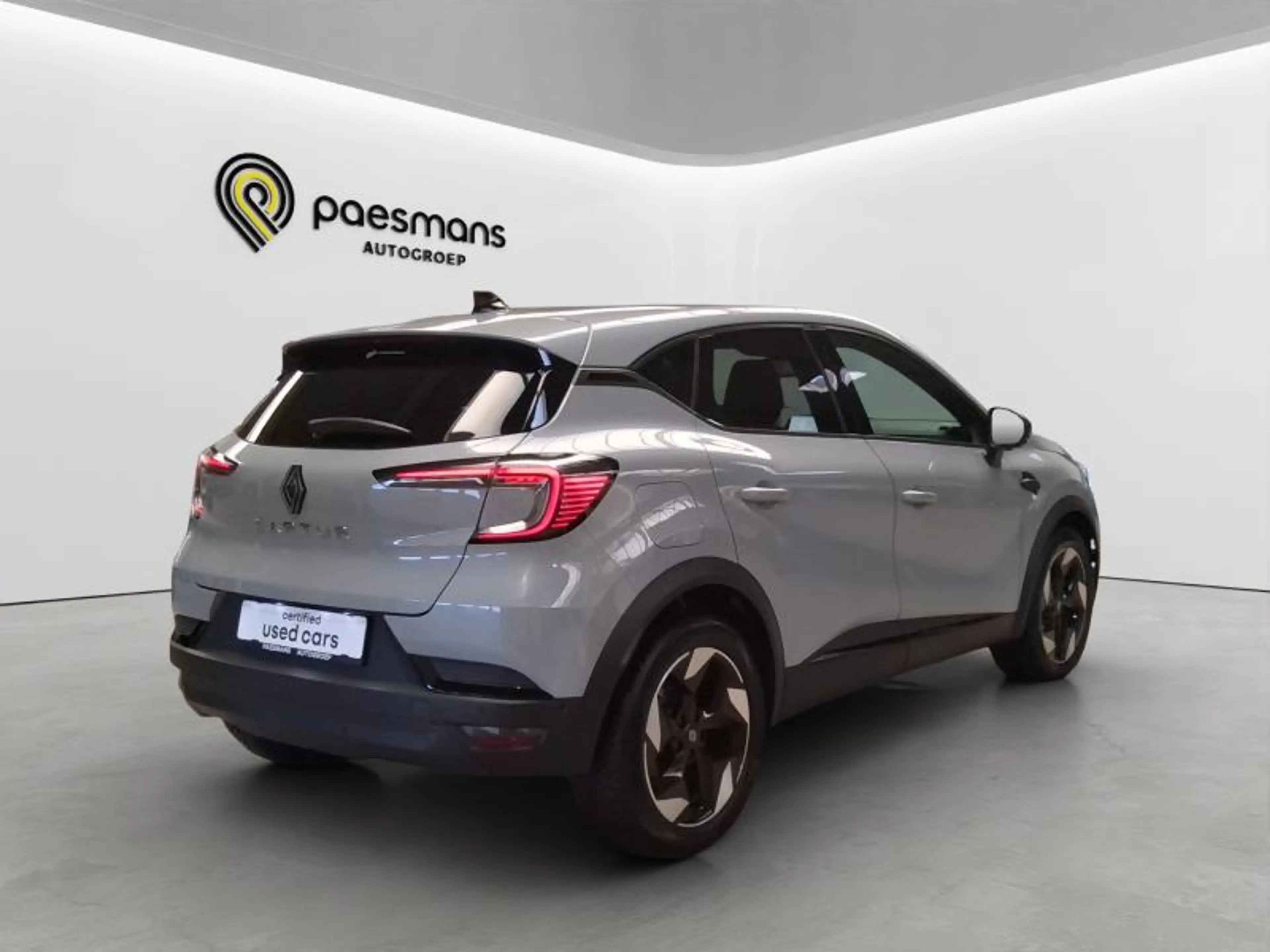 Renault Captur Techno Mild Hybrid 160 EDC — photo 6