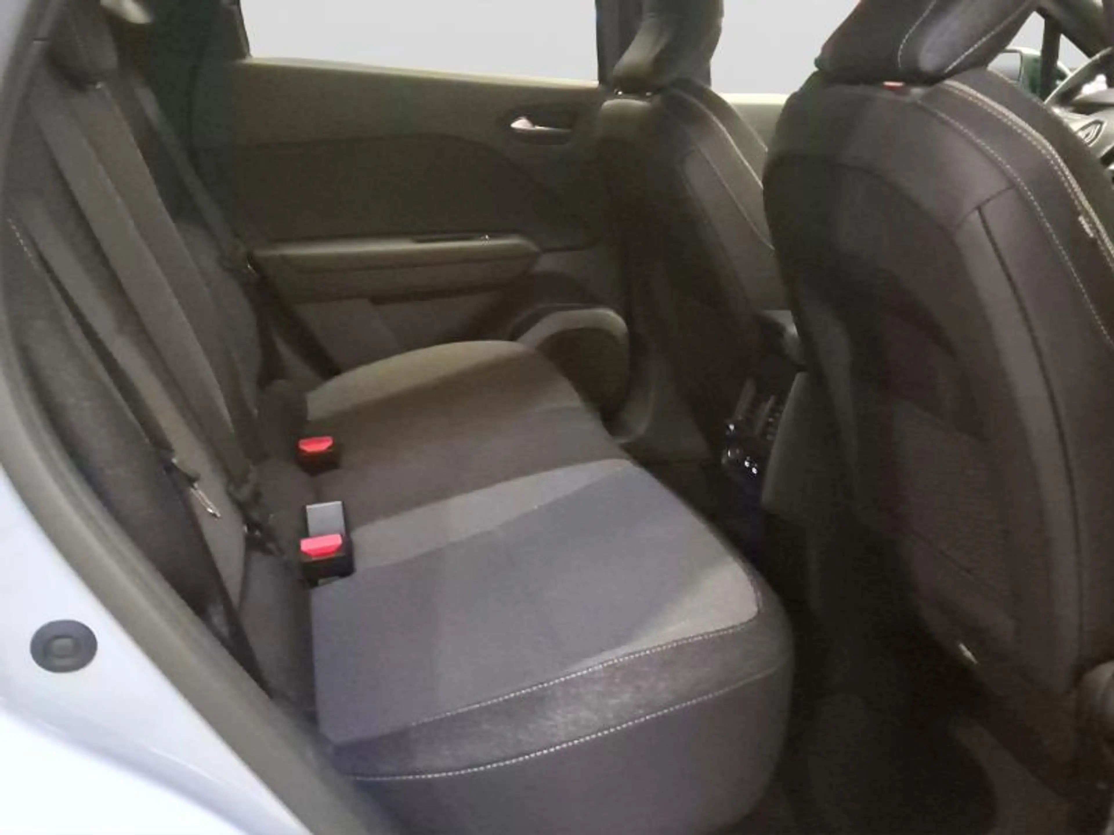 Renault Captur Techno Mild Hybrid 160 EDC — photo 14