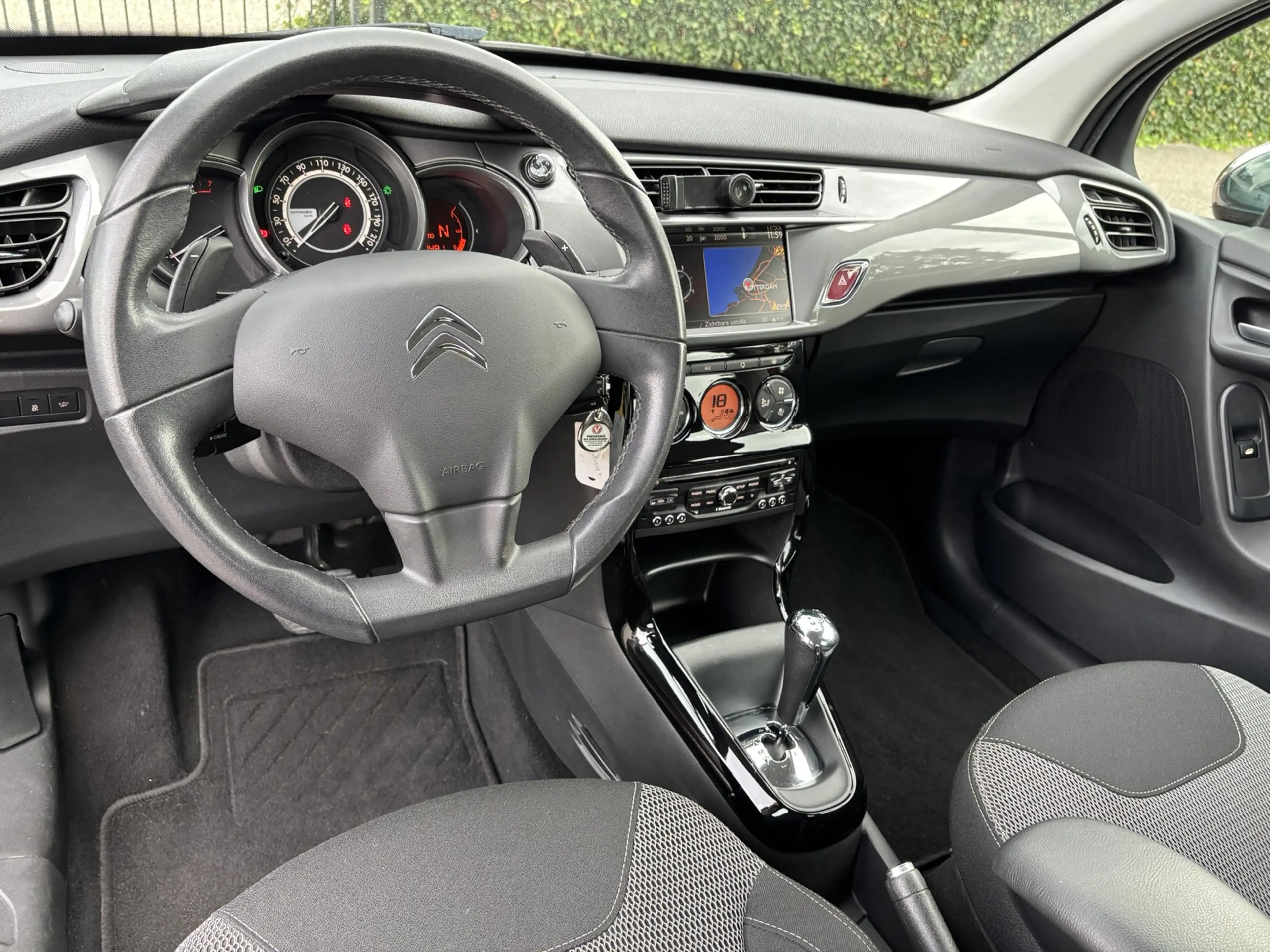 Citroen C3 1.2 VTi Collection | Automaat | Cruise control | C — photo 2