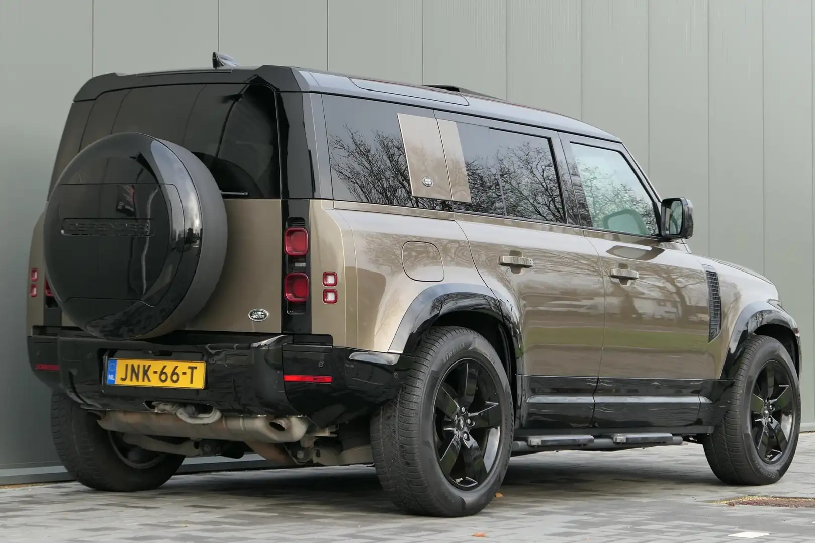 Land Rover Defender 110 3.0 P400 110 BTW-auto First Edition Widebody Marrone - 2