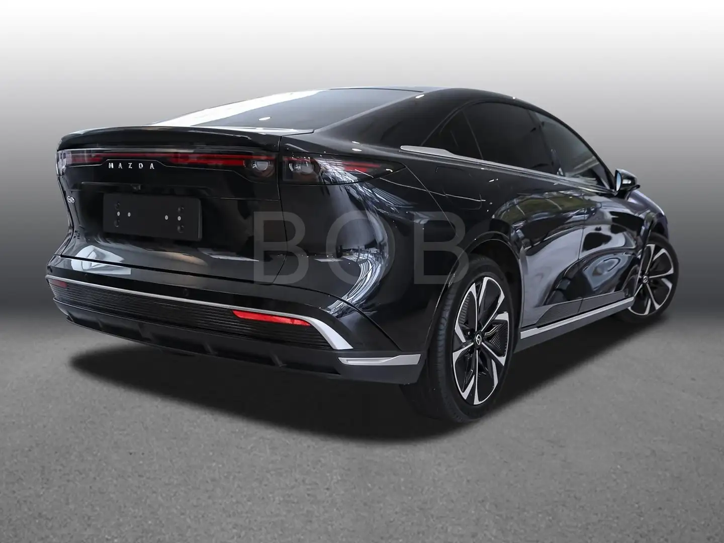 Mazda 6 EV 1AT RWD Takumi Plus LEDER NAVI SHZ 8-fach bereift Schwarz - 2