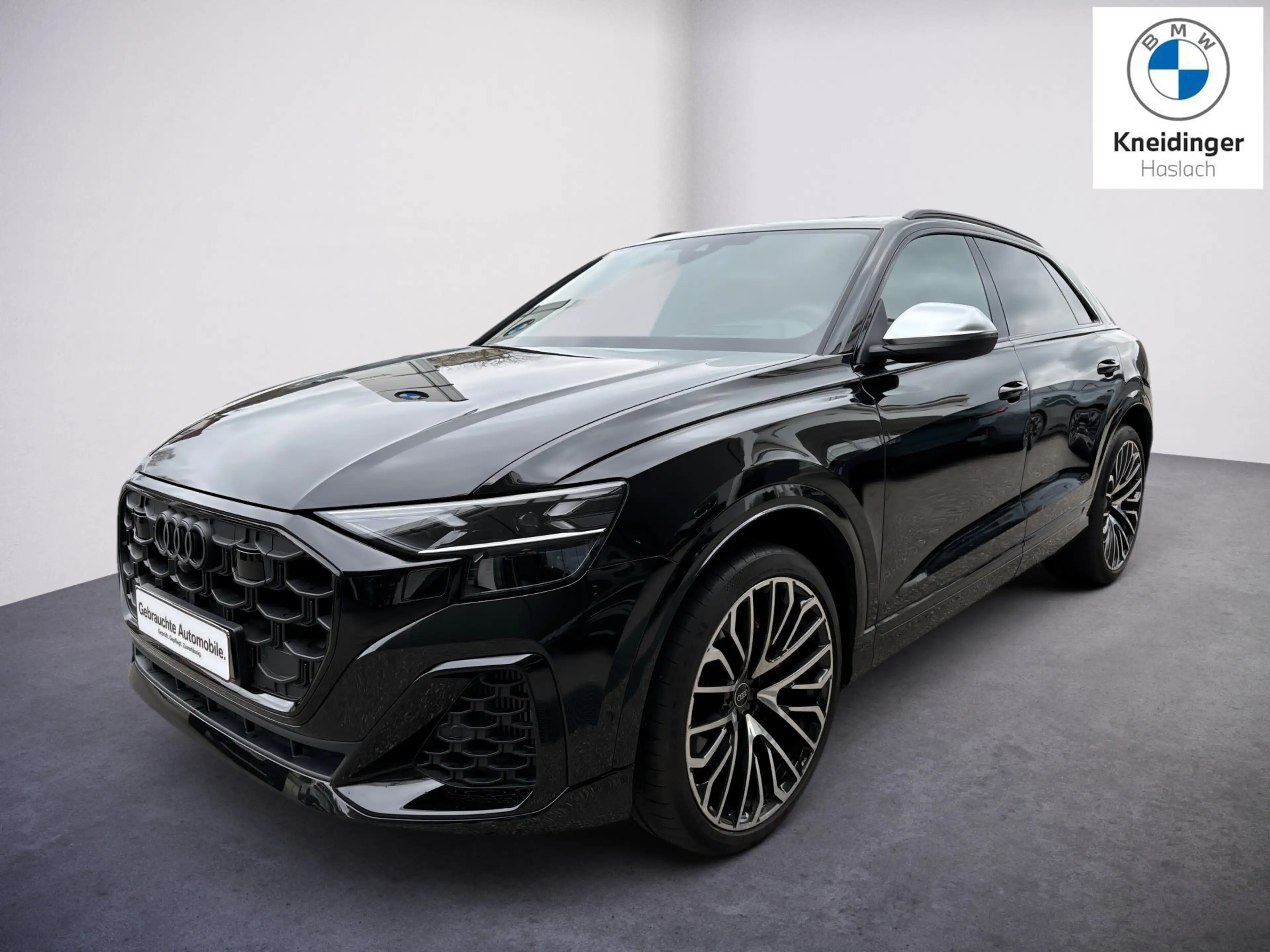 Audi SQ8 TFSI quattro Tiptronic — photo 3