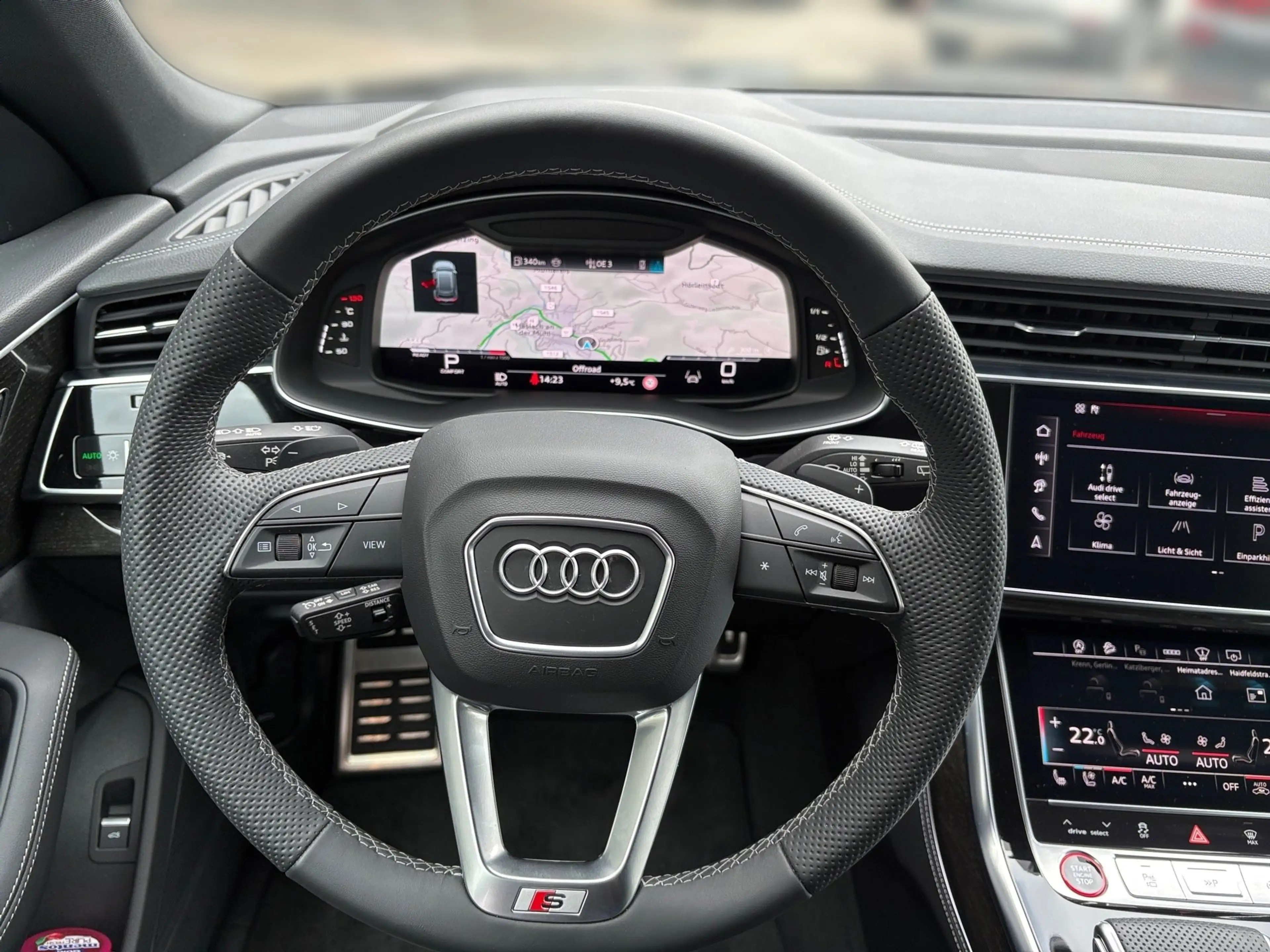 Audi SQ8 TFSI quattro Tiptronic — photo 12