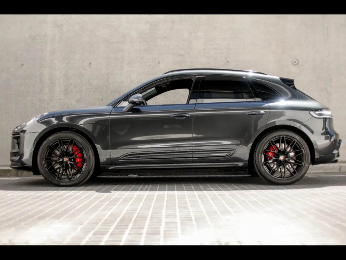 Porsche Macan III GTS PDK°CHRONO°AHK°21' RS SPYDER°360°BOSE°PANO Gris - 2
