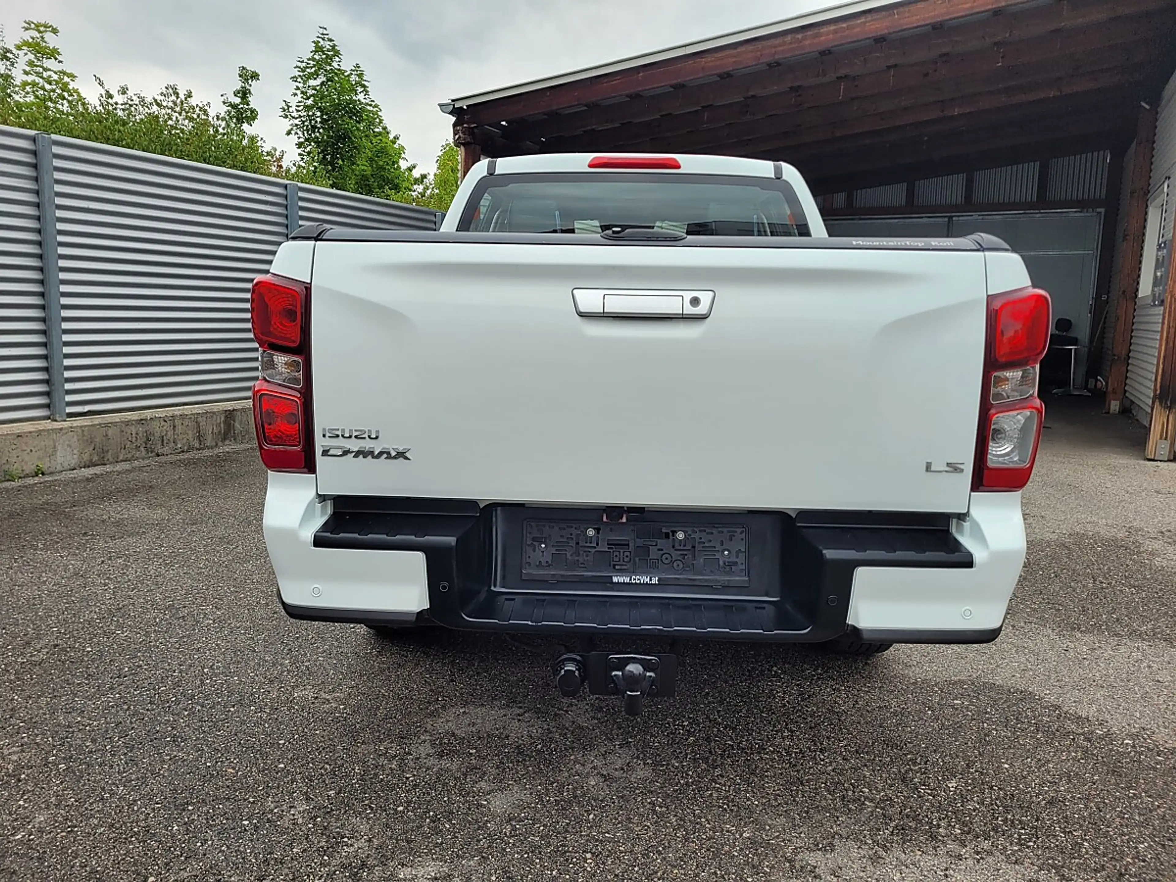 Isuzu D-Max D-MAX Double Cab 4x4 LS A/T — photo 6