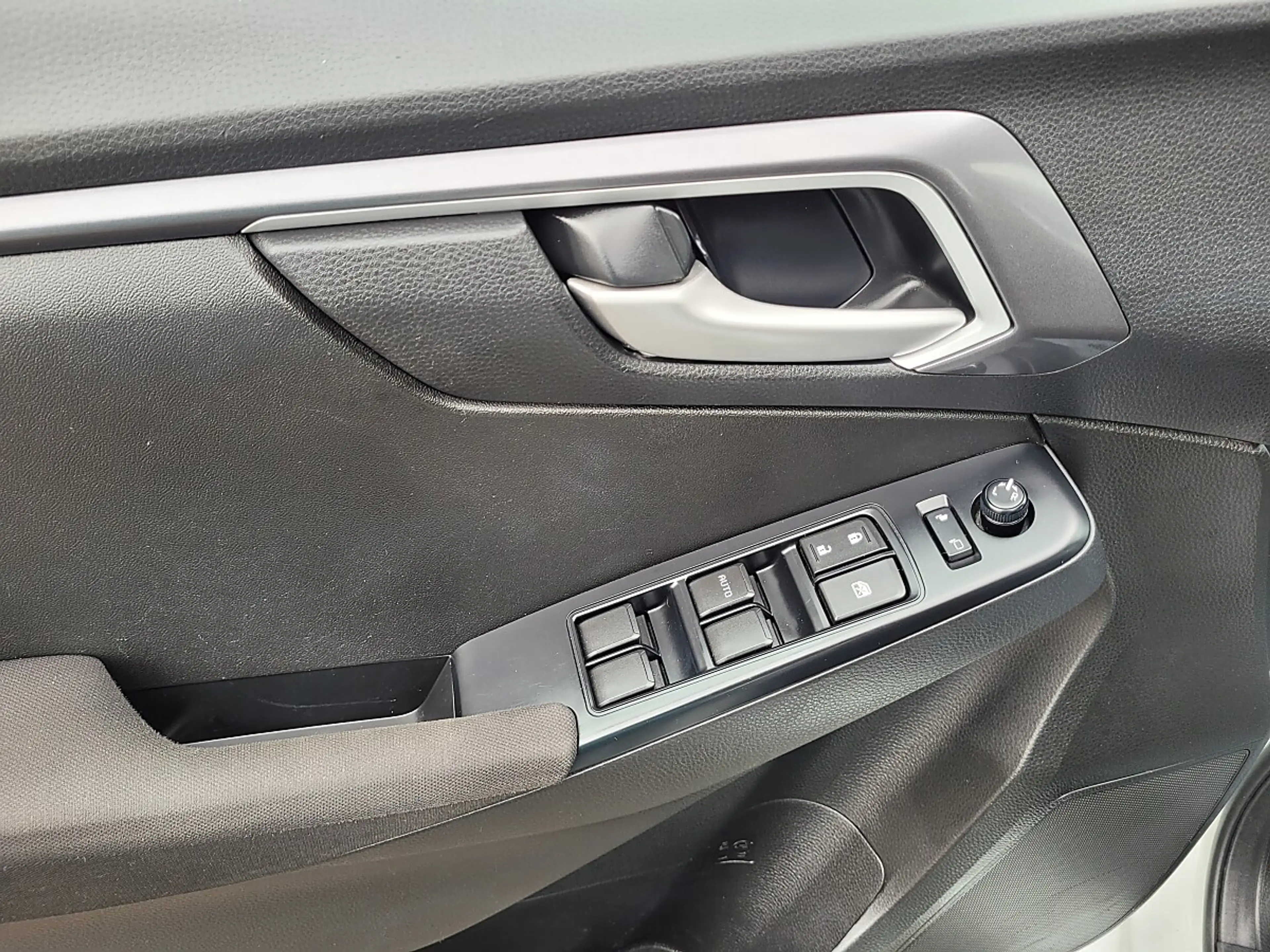 Isuzu D-Max D-MAX Double Cab 4x4 LS A/T — photo 15