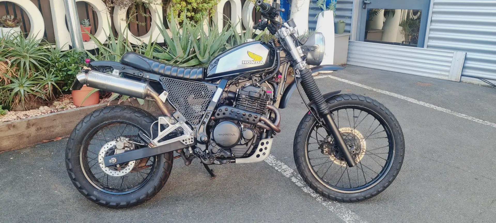 Honda NX 650 Negro - 1