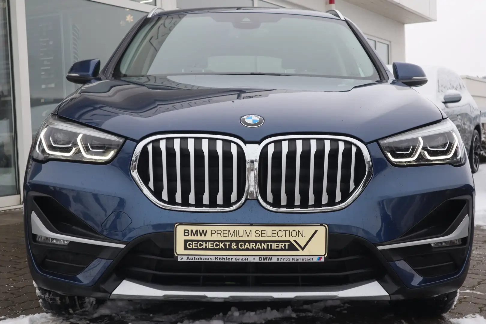BMW X1 sDrive18d xLine HiFi/DAB/LED/RFK/Navi/AHK/CD Blau - 2