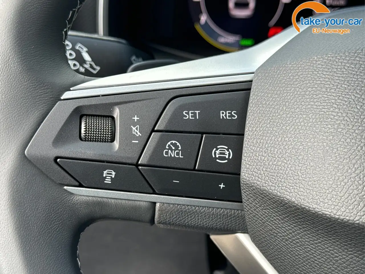 SEAT Leon Sportstourer Style DSG+RFK+ACC+SHZ+FULLLINK+LED... 23