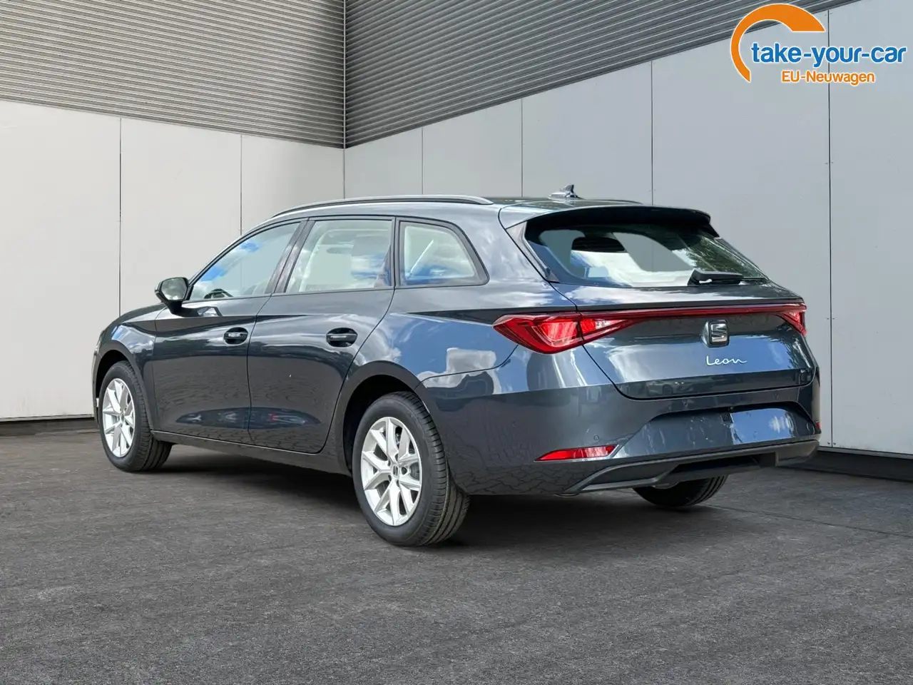 SEAT Leon Sportstourer Style DSG+RFK+ACC+SHZ+FULLLINK+LED... 29