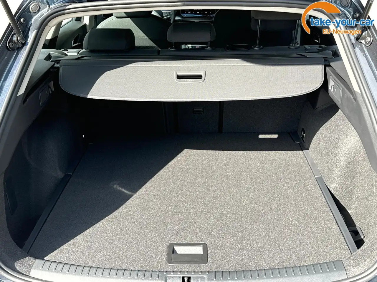 SEAT Leon Sportstourer Style DSG+RFK+ACC+SHZ+FULLLINK+LED... 11
