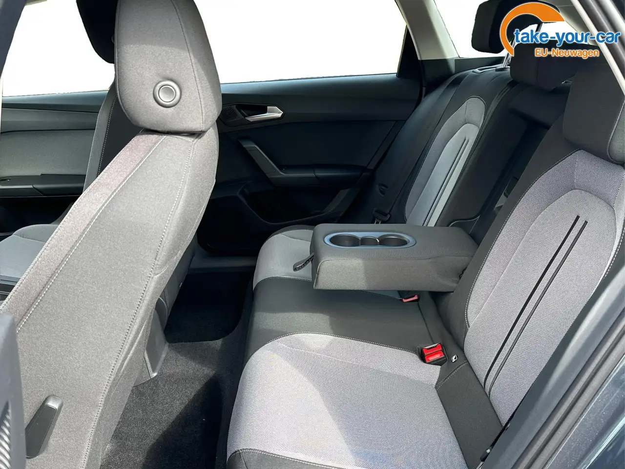 SEAT Leon Sportstourer Style DSG+RFK+ACC+SHZ+FULLLINK+LED... 17