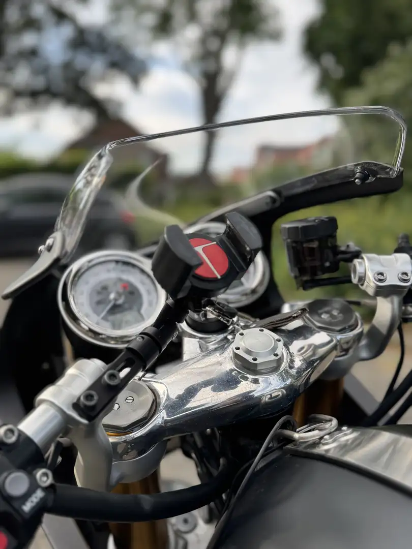 Triumph Thruxton R - 1