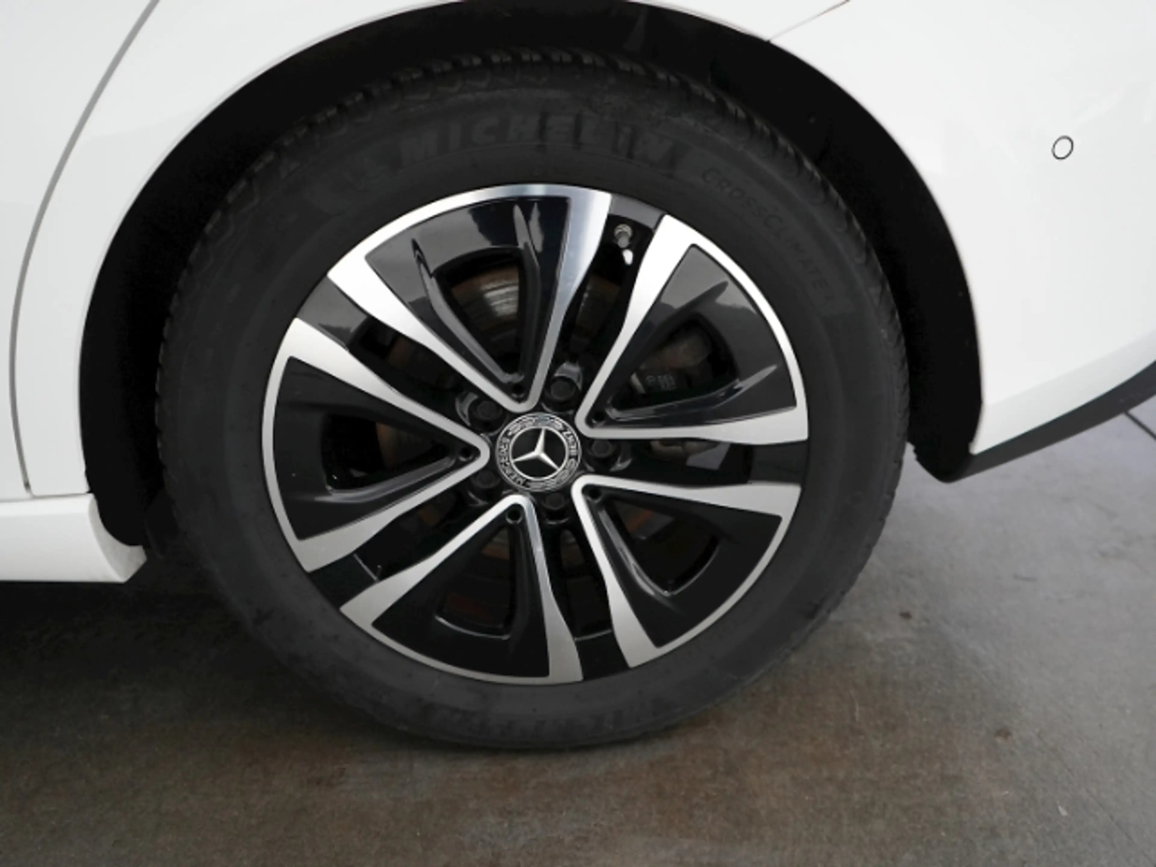 Mercedes-Benz B 200 PROGRESSIVE DCT+AHK+NAVI+RÜCKFAHRKAMERA+LED LICHT+ — photo 10