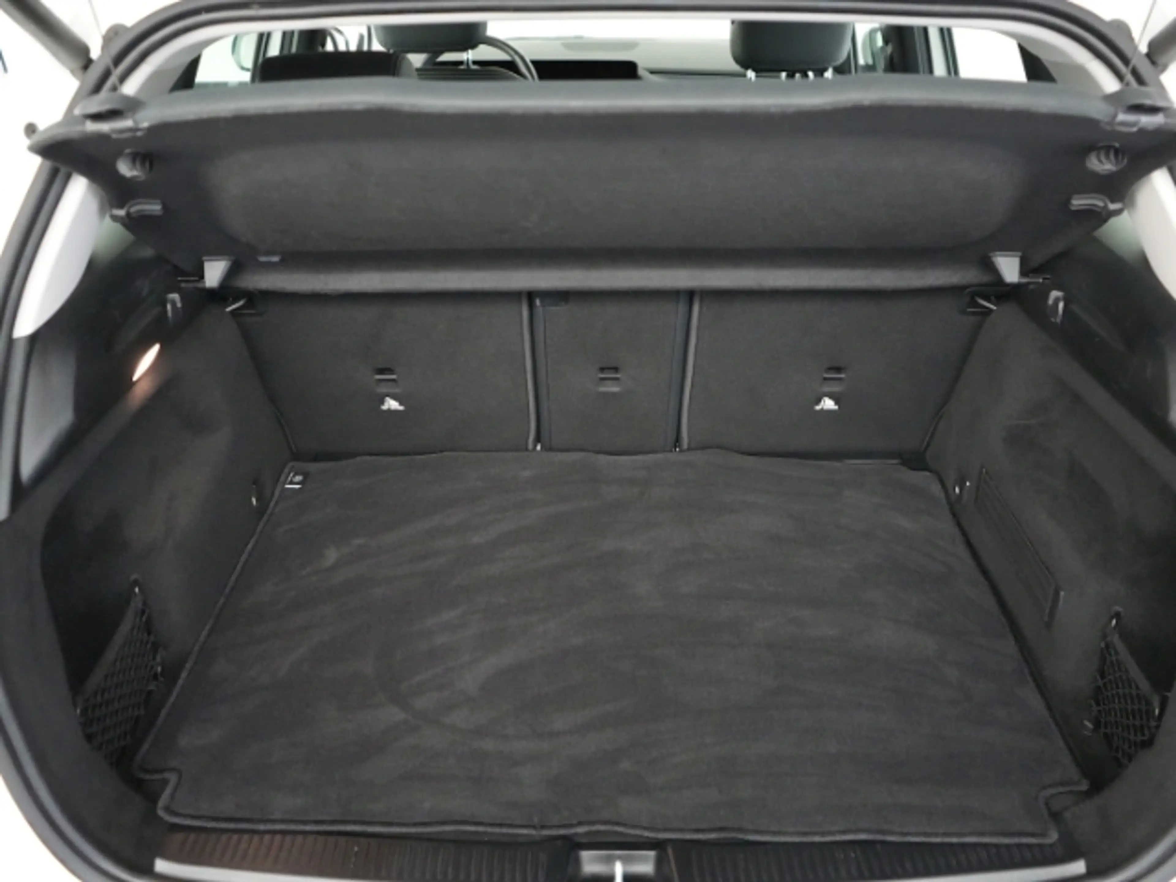 Mercedes-Benz B 200 PROGRESSIVE DCT+AHK+NAVI+RÜCKFAHRKAMERA+LED LICHT+ — photo 9