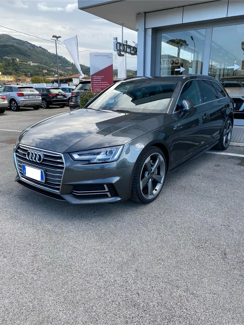 Audi A4 Avant s-line quattro 3.0 diesel - 1