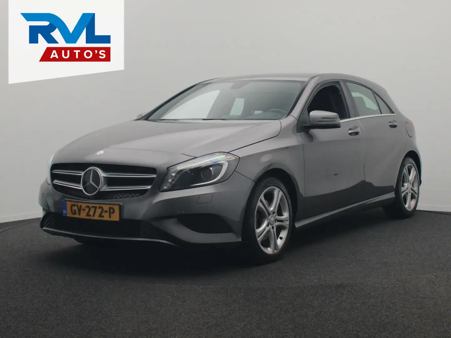 Mercedes-Benz A 200 CDI Prestige *LEDER* AMG Navigatie Stoelverwarming Grijs - 1