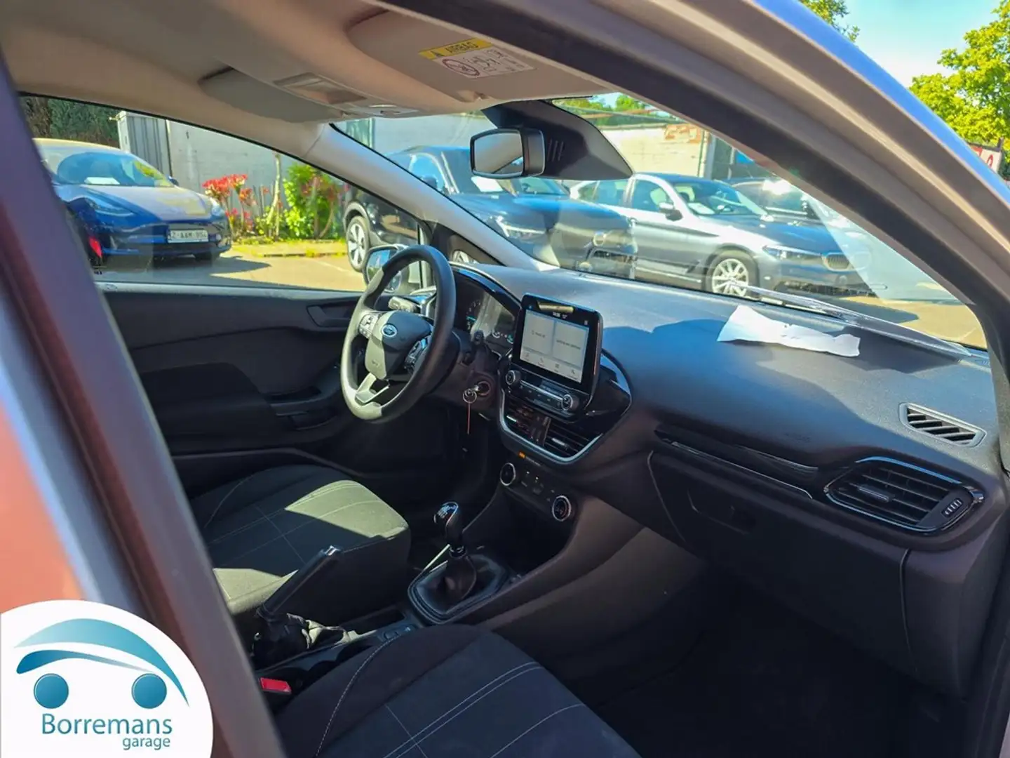 Ford Fiesta 1.0 Benzine Business navi/carplay/parkeersensoren/ Zilver - 2