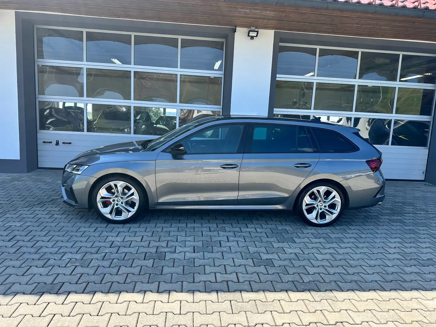 Skoda Octavia RS 2,0 TDI DSG *STANDHZ*AHV*APP*DIGITAL*ACC*PDC* Grau - 2