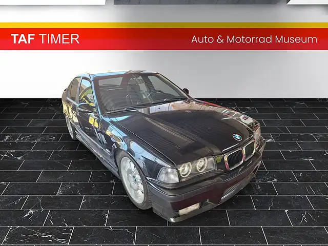 BMW M3 4‑Door E36