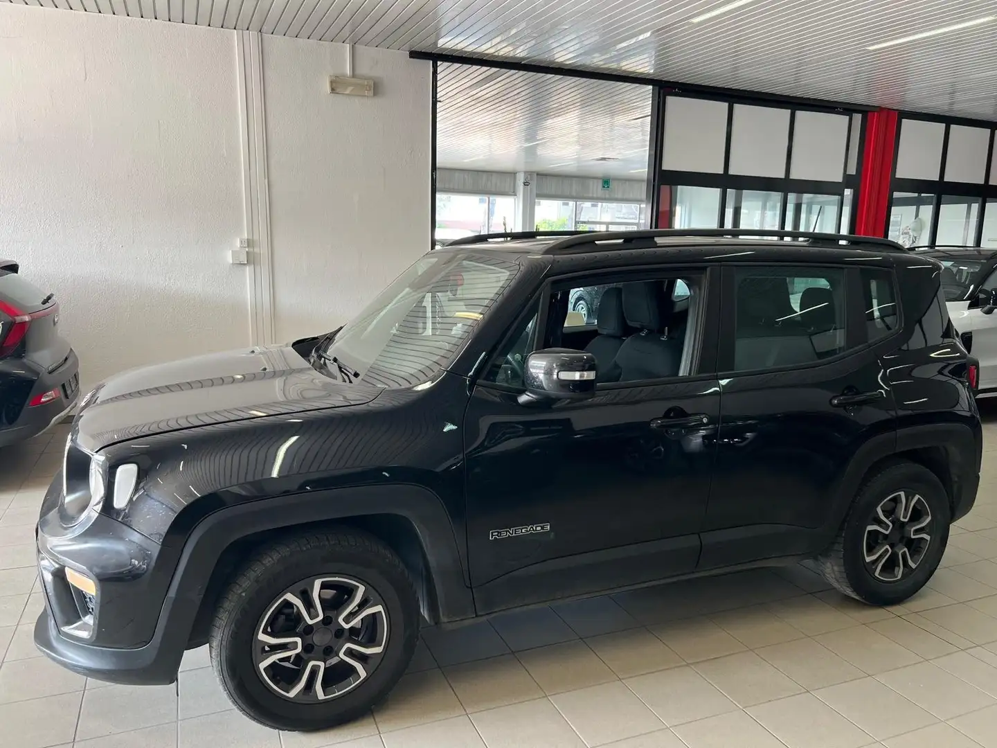 Jeep Renegade 1.6 Mjt Longitude 2wd 120cv KM 84.000 Nero - 2