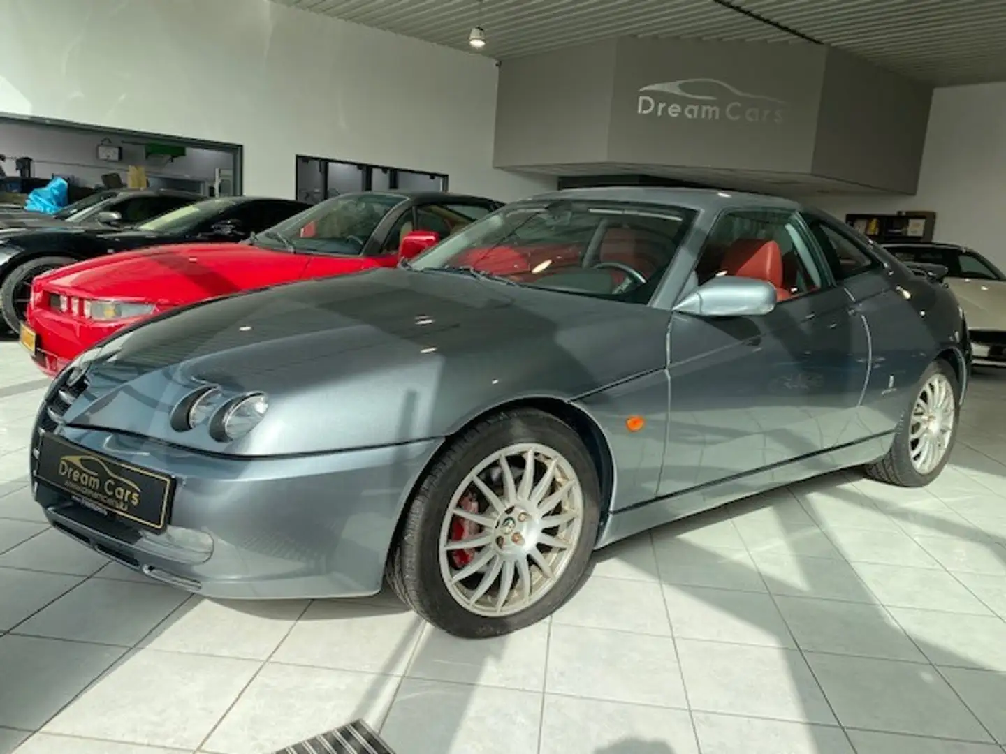 Alfa Romeo GTV Gris - 1